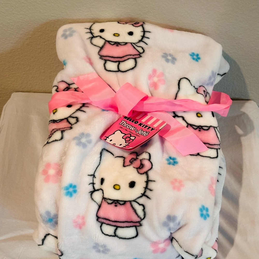 Hello Kitty Spring Silk Blanket